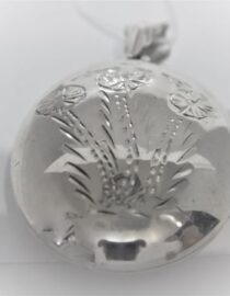 925 sterling silver oval Locket with pattern Approx size 39 mm x 25 mm