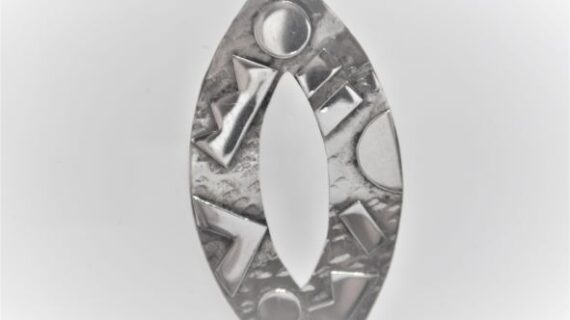 925 Sterling silver pendant  Approx size  50mm x 25mm