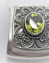 925 Sterling silver pendant with synthetic Peridot Approx size  24mm x 22mm