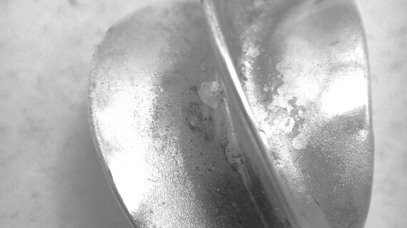 925 Sterling silver pendant Approx size  34mm x 16mnm