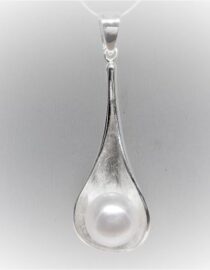 Rhodium plated 925 sterling silver pendant with scratch finish set with freshwater pearl 50 X 17 MM