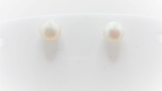 925 Sterling silver studs with natural freshwater pearls Approx size  6.5mm diam