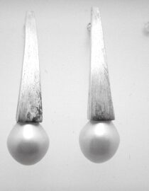 925 Sterling silver earrings set with natural freshwater pearls Approx size  28mm long Matching pendant available