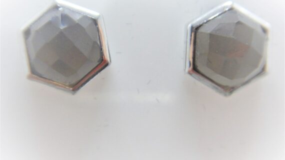 Rhodium plated 925 sterling silver octagonal studs set with natural smoky quartz DIAM 10 MM