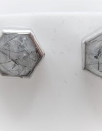 Rhodium plated 925 sterling silver octagonal studs set with natural Rutile quartz DIAM10 MM