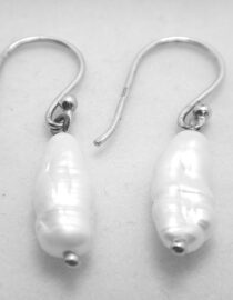 925 sterling silver earrings set  with natural freshwater pearls  32.5 MM LONG