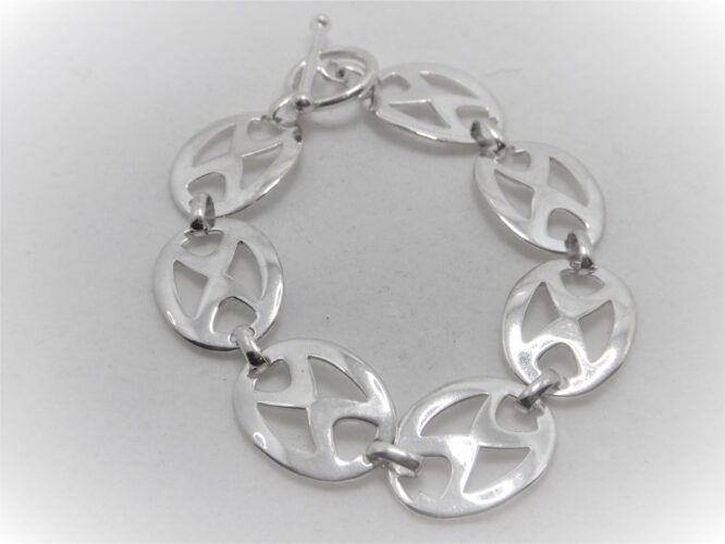 925 Sterling silver bracelet with T BAR CLASP Approx size  190mm