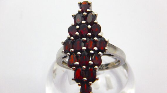 Rhodium plated 925 sterling silver ring set with natural Garnet 30 X 14.4MM