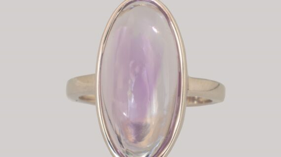 Rhodium plated 925 sterling silver ring set with natural Rose de France pink Amethyst Approx Size : 23.75 X 12.4MM