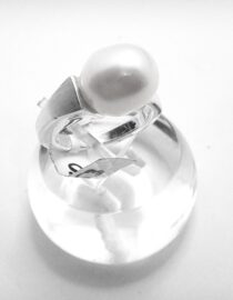 Rhodium plated 925 sterling silver ring set with natural freshwater pearl Approx size  11.5mm diam