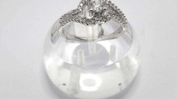 Rhodium plated 925 sterling silver ring set with CZ 9.8 X 20.45 MM