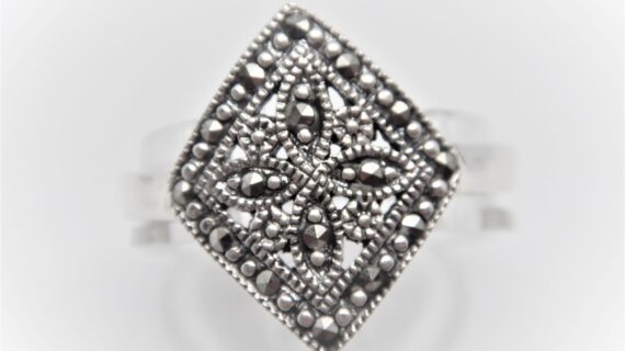 925 Sterling silver ring set with Marcasite 13 X 9.3MM