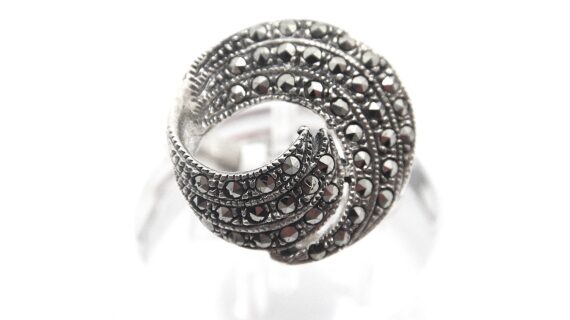 925 Sterling silver set with Marcasite DIAM 18.3MM