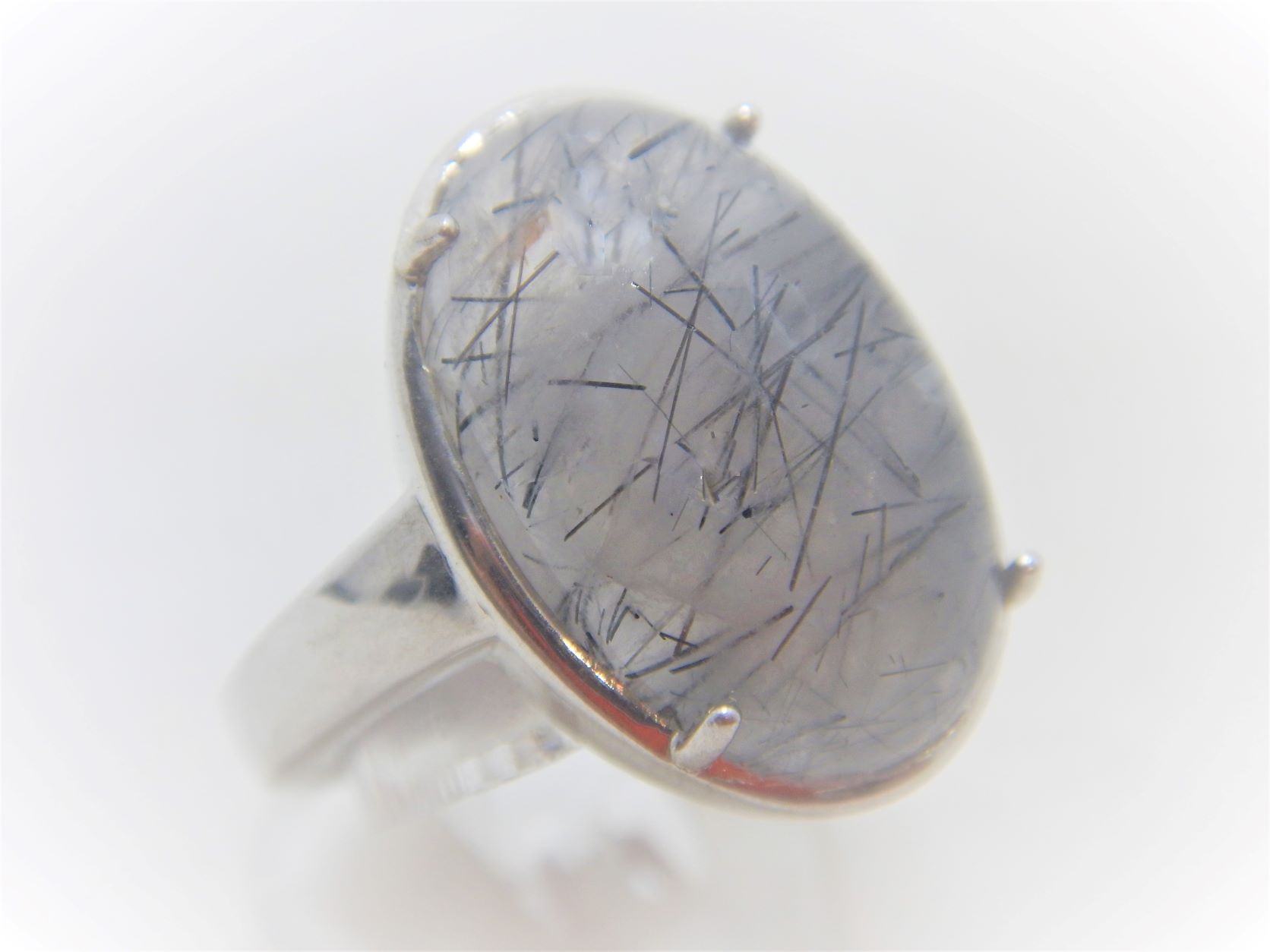 Rhodium plated 925 sterling silver ring set with natural Rutile quartz