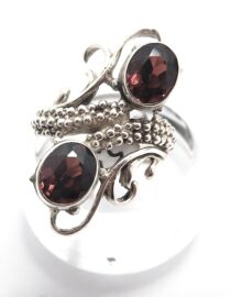 925 Sterling silver ring set with2 red synthetic stones Approx size  33.5mm x 8.5mm