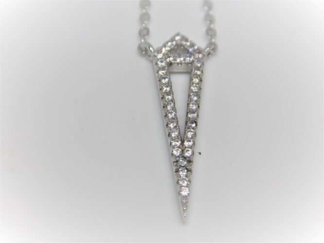Rhodium plated 925 sterling silver necklace set with CZ approx 50CM long & 5 CM extension