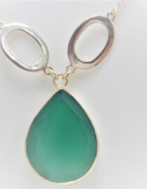 925 Sterling silver necklace with natural Green quartz Approx size  31mm x 21mm x 50cm long