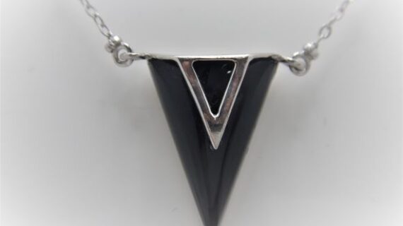 Rhodium plated 925 sterling silver necklace with natural Black onyx Approx size  20.6 x 13mm x 50cm long